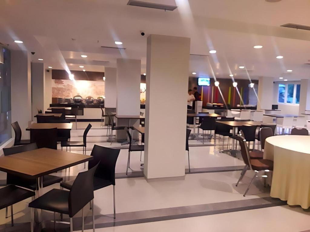 Amaris Hotel אמבון מראה חיצוני תמונה