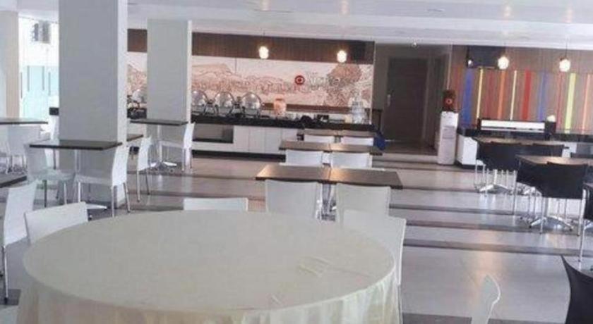 Amaris Hotel אמבון מראה חיצוני תמונה